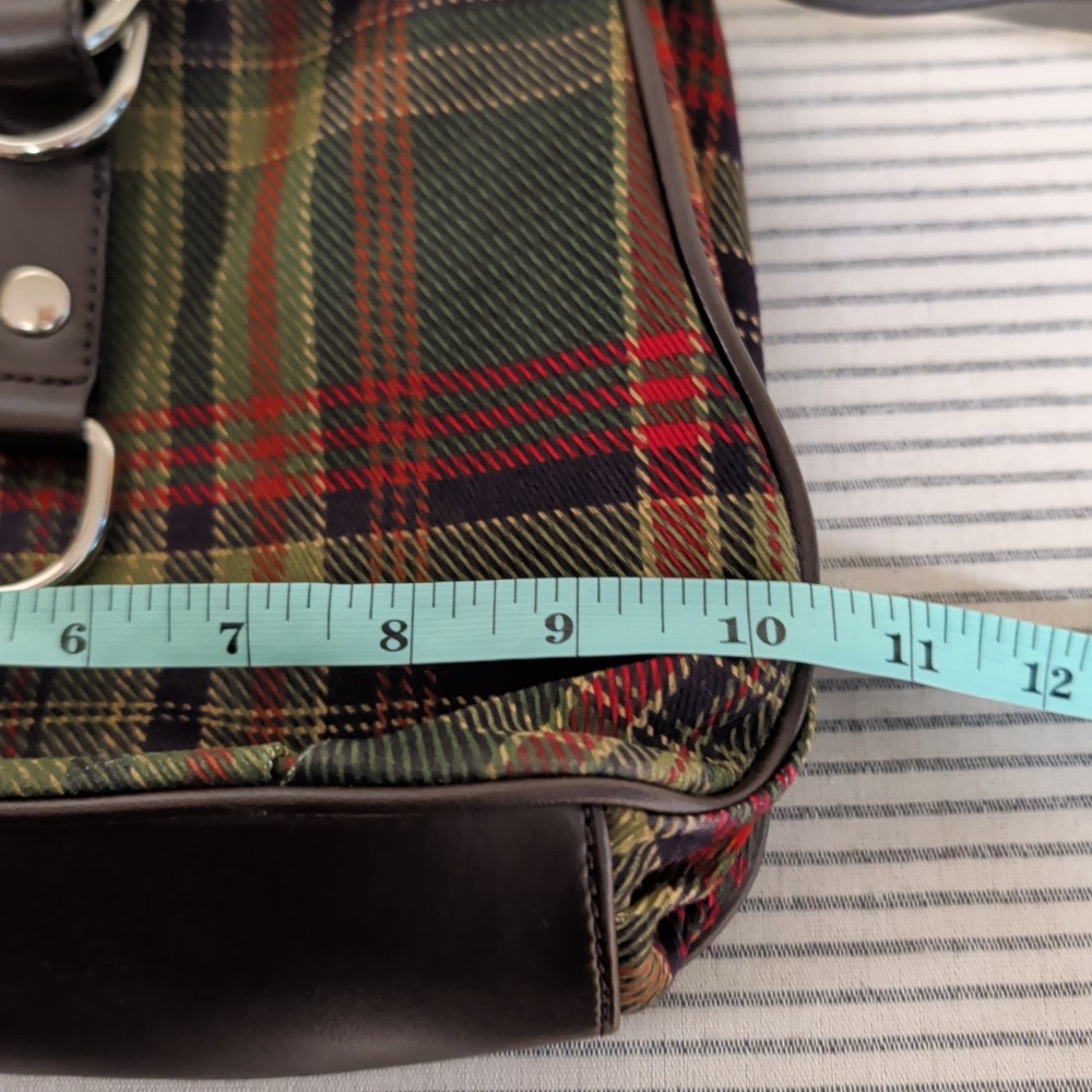 Chaps Milano Plaid Crossbody Bag Medium‎ Green Red Excellent Tartan Preppy Purse - Picture 9 of 12